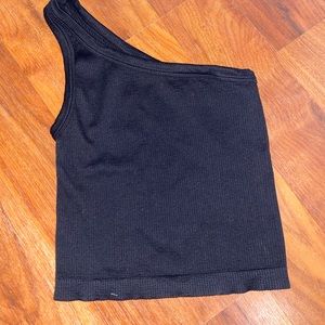One Shoulder Crop